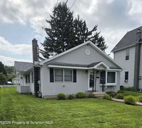 43 Prospect St, Pittston, PA, 18640-2734 | Card Image