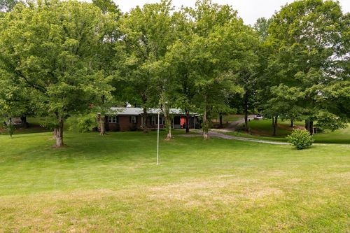 427 Allen Chapel Rd, Hilham, TN, 38568-5804 | Card Image