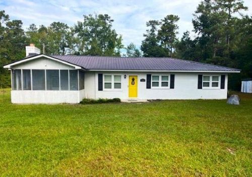 1432 Twin Lakes Rd, Cades, SC, 29518-3114 | Card Image