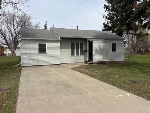 1008 7th Ave N, Wahpeton, ND, 58075-3811 | Card Image