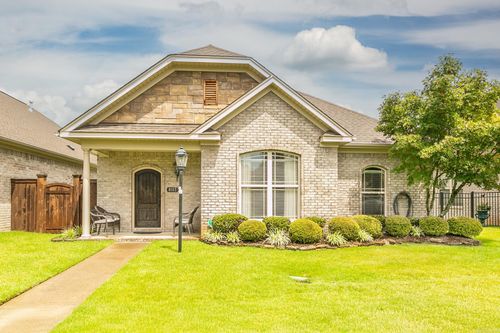 8117 Austin Gardens Ct, Sherwood, AR, 72120-3445 | Card Image