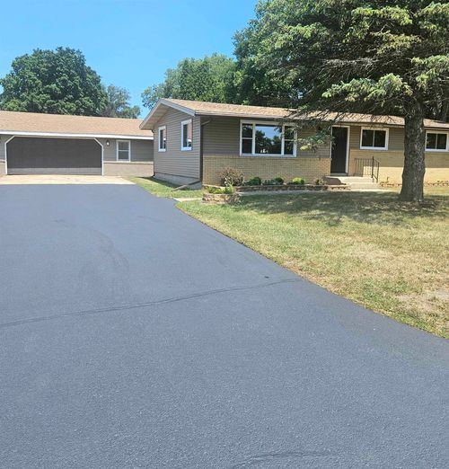 421 E Main St, Rockton, IL, 61072-2606 | Card Image