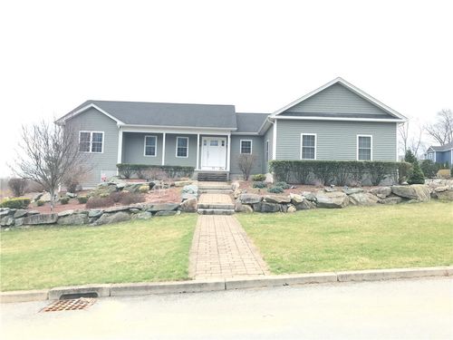 36 Abatecola Way, Johnston, RI, 02919-6100 | Card Image