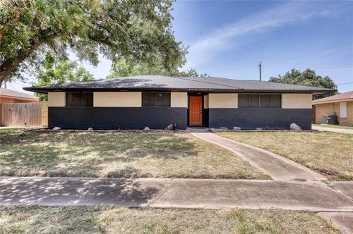 4329 Marie Street, Corpus Christi, TX, 78411 | Card Image