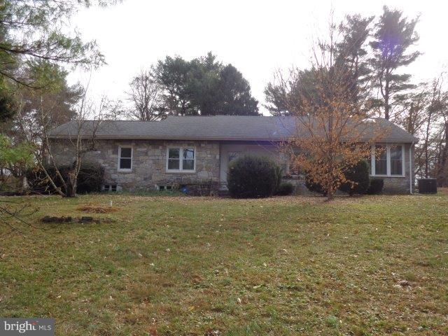 890 Walnut Bottom Rd, Carlisle, PA 17013
