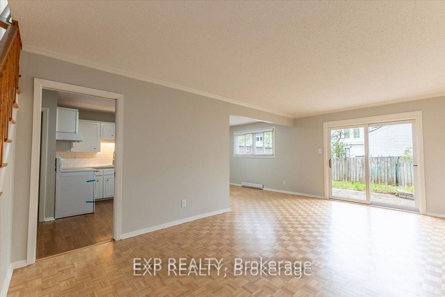 Residential in South of Baseline to Knoxdale 5