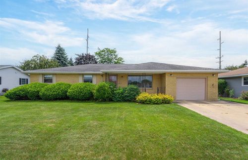 125 St Marys Place, KAUKAUNA, WI, 54130 | Card Image