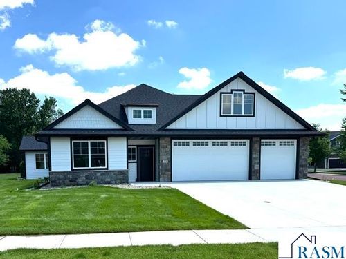 328 Dancing Waters Cir, Mankato, MN, 56001-8783 | Card Image