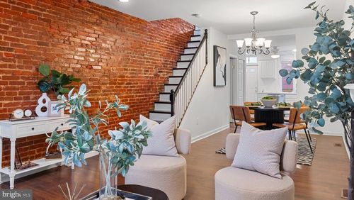 520 W 27th St, BALTIMORE, MD, 21211-3007 | Card Image