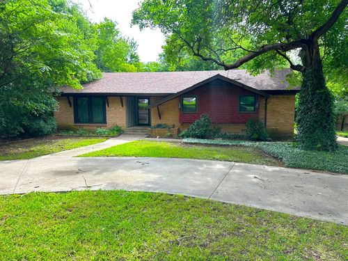2713 Yorkshire Dr, Sherman, TX, 75092-2471 | Card Image