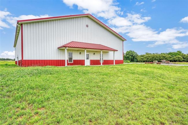 23003 N Frontage Rd, Home with 0 bedrooms, 0 bathrooms and null parking in Clinton OK | Image 5