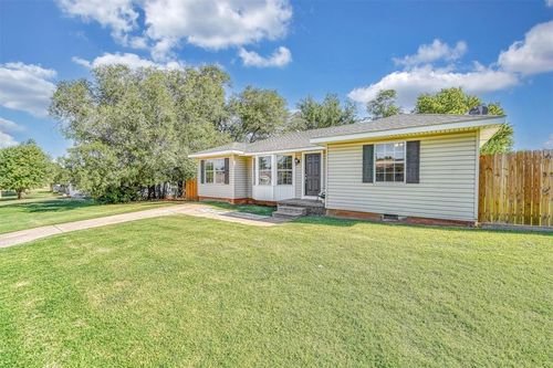 116 Currell Lane, Elk City, OK, 73644 | Card Image