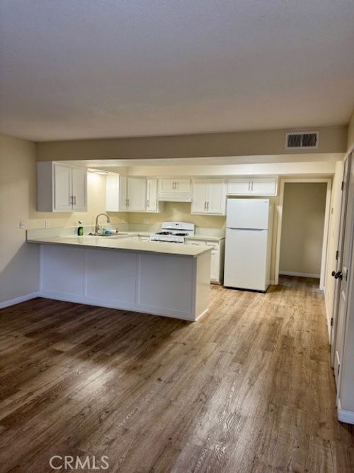 c-1022 El Camino, Costa Mesa, CA, 92626 | Card Image