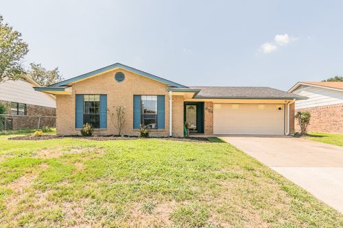 604 Carl C Senter St, Forney, TX, 75126-9732 | Card Image