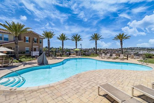 1192 Delpy View Pt, Vista, CA, 92084-4837 | Card Image