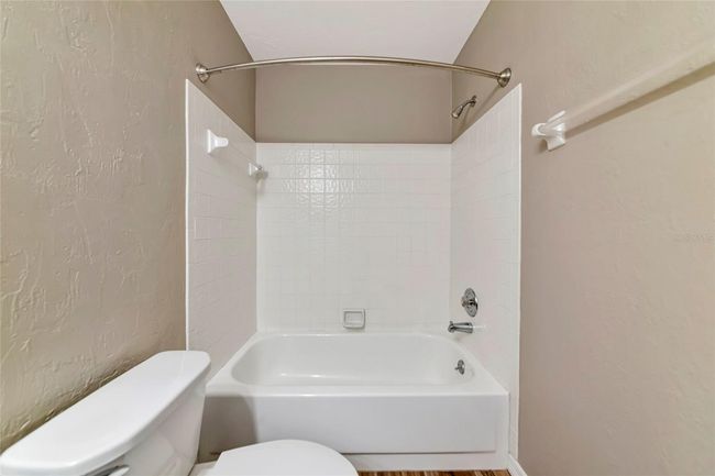 101 - 1712 Starling Dr, Condo with 2 bedrooms, 2 bathrooms and null parking in SARASOTA FL | Image 33