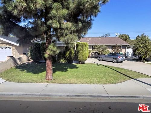 782 Hudson Ave, Costa Mesa, CA, 92626-3007 | Card Image