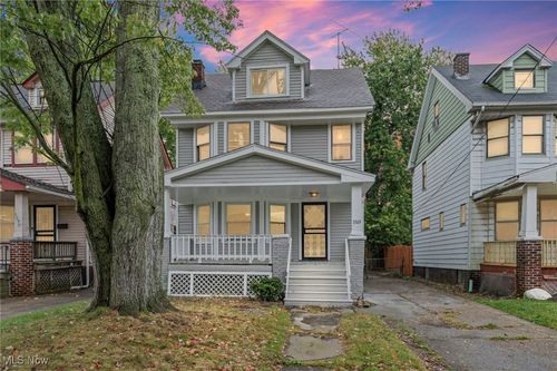 3303 E 118th St, Cleveland, OH, 44120-3868 | Card Image