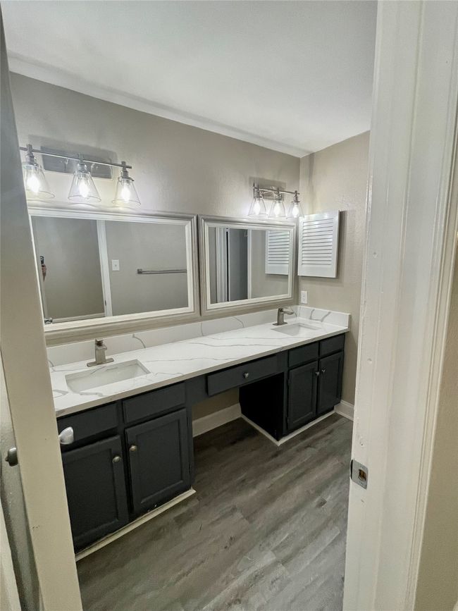 APT-1104 - 4748 Old Bent Tree Ln, Condo with 2 bedrooms, 2 bathrooms and null parking in Dallas TX | Image 11