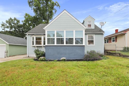 4 S Woodland Ave, RUNNEMEDE, NJ, 08078-1961 | Card Image