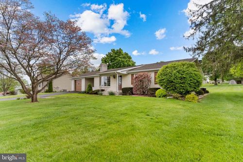10002 Upper Strasburg Road, UPPERSTRASBURG, PA, 17265 | Card Image