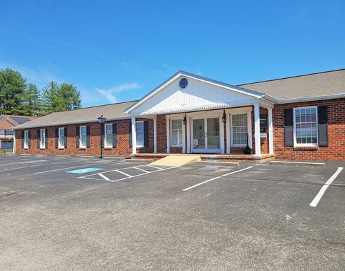 ste-b2-230 Charwood Dr, Abingdon, VA, 24210-2566 | Card Image