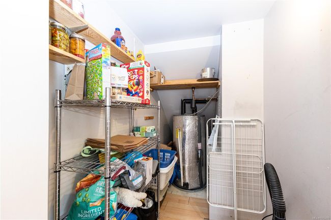 Pantry / storage | Image 21