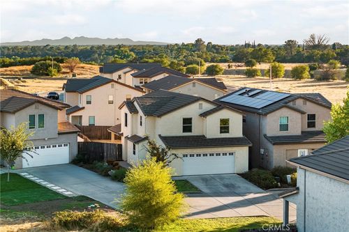 1972 Bluffs Dr, Oroville, CA, 95965-9320 | Card Image