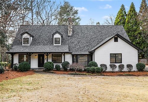 910 Windsor Trl, Roswell, GA, 30076-1348 | Card Image