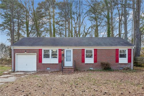 26 Hull Dr, Hampton, VA, 23661-1222 | Card Image
