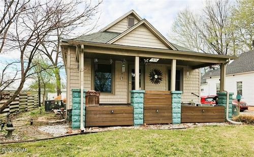101 W 3rd St, Pittsburg, KS, 66762-4831 | Card Image