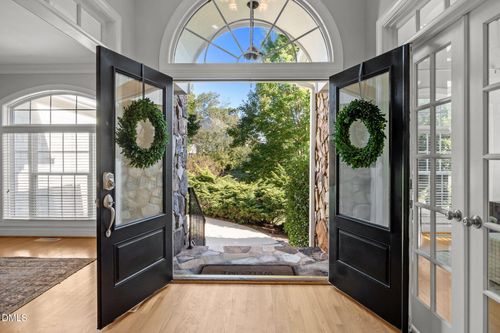 109 San Juan Dr, Chapel Hill, NC, 27514-1861 | Card Image