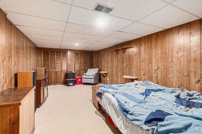 basement bedroom | Image 21