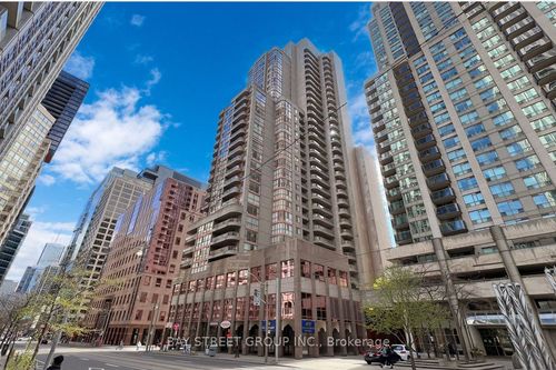 1910-736 Bay St, Toronto, ON, M5G2M4 | Card Image