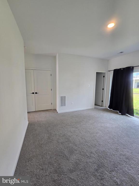 Residential Lease in MARTINSBURG 4