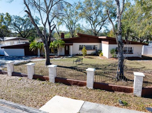 11608 N Boulevard, Tampa, FL, 33612-5626 | Card Image