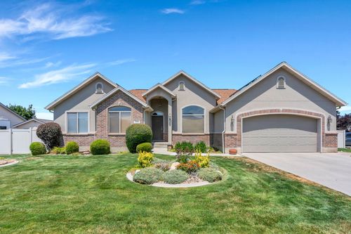 193 Santa Fe Dr, Springville, UT, 84663-9499 | Card Image