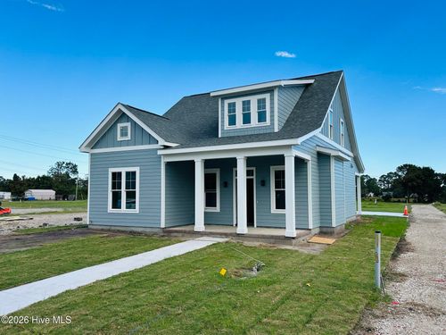 2406 Ferabee Dr, Morehead City, NC, 28557 | Card Image