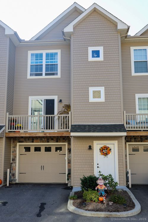 unit-175-64 Scotch Cap Rd, Quaker Hill, CT, 06375-1453 | Card Image