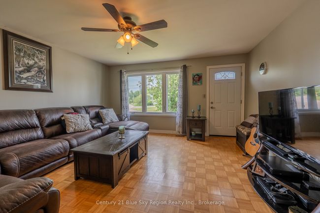 240 Cache Bay Rd, House other with 2 bedrooms, 1 bathrooms and 8 parking in Sturgeon Falls ON | Image 13