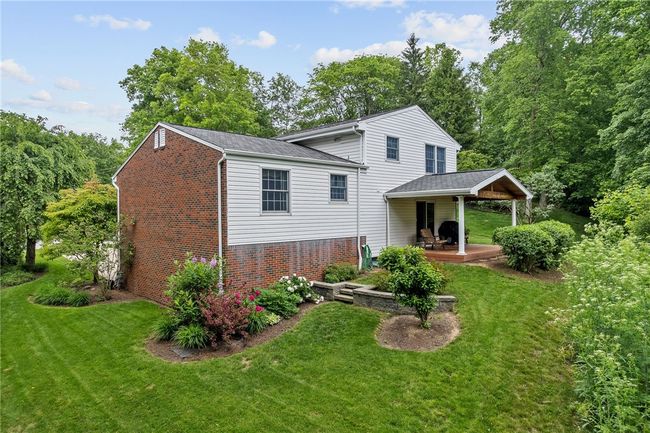 1467 Meteor Cir, House other with 3 bedrooms, 3 bathrooms and 2 parking in Upper St. Clair PA | Image 38