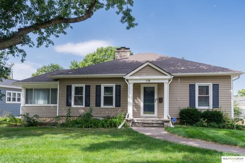 118 S 69th St, Omaha, NE, 68132-3318 | Card Image