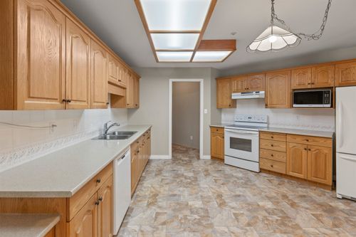 409-2626 Countess St, Abbotsford, BC, V2T5P3 | Card Image