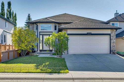 223 Rocky Ridge Close Nw, Calgary, AB, T3G4X2 | Card Image