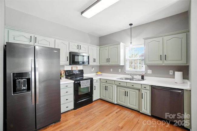 2105 Pinnacle View Dr, House other with 3 bedrooms, 3 bathrooms and null parking in Kings Mountain NC | Image 11