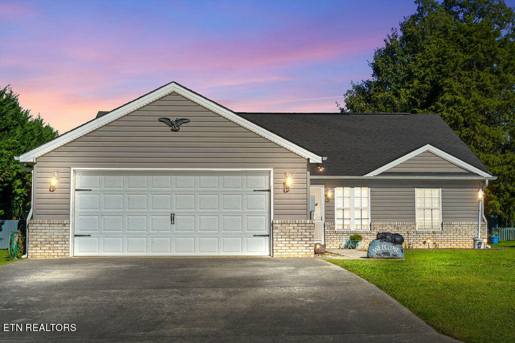 2274 Murphys Chapel Drive, For Sale in Sevierville Zoocasa