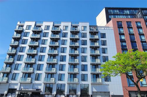 9i-70-65 Queens Blvd, Woodside, NY, 11377-5164 | Card Image