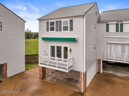 apt-c-255 E Scenic Dr, Pass Christian, MS, 39571-4336 | Card Image