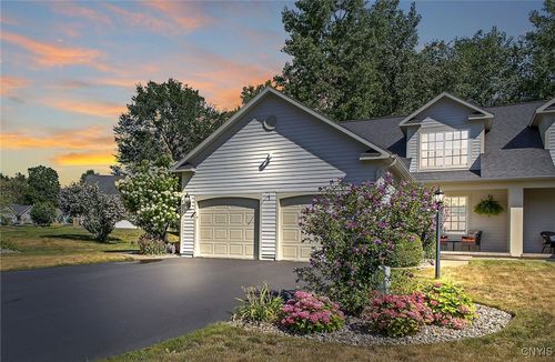 8456 Marco Ln, Lysander, NY, 13027-9182 | Card Image