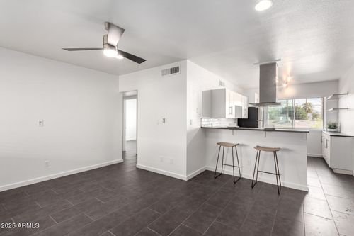 228-749 E Montebello Ave, Phoenix, AZ, 85014-2519 | Card Image